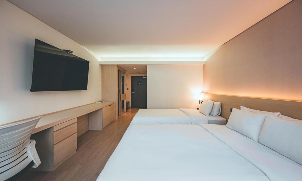 Wonju City Hotel Hyeoksin المظهر الخارجي الصورة