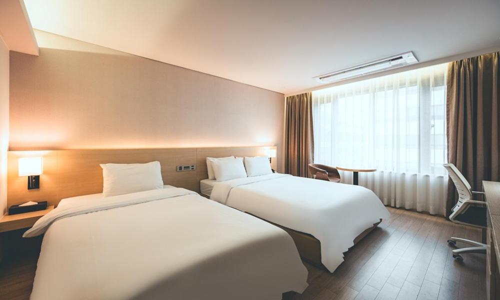 Wonju City Hotel Hyeoksin المظهر الخارجي الصورة