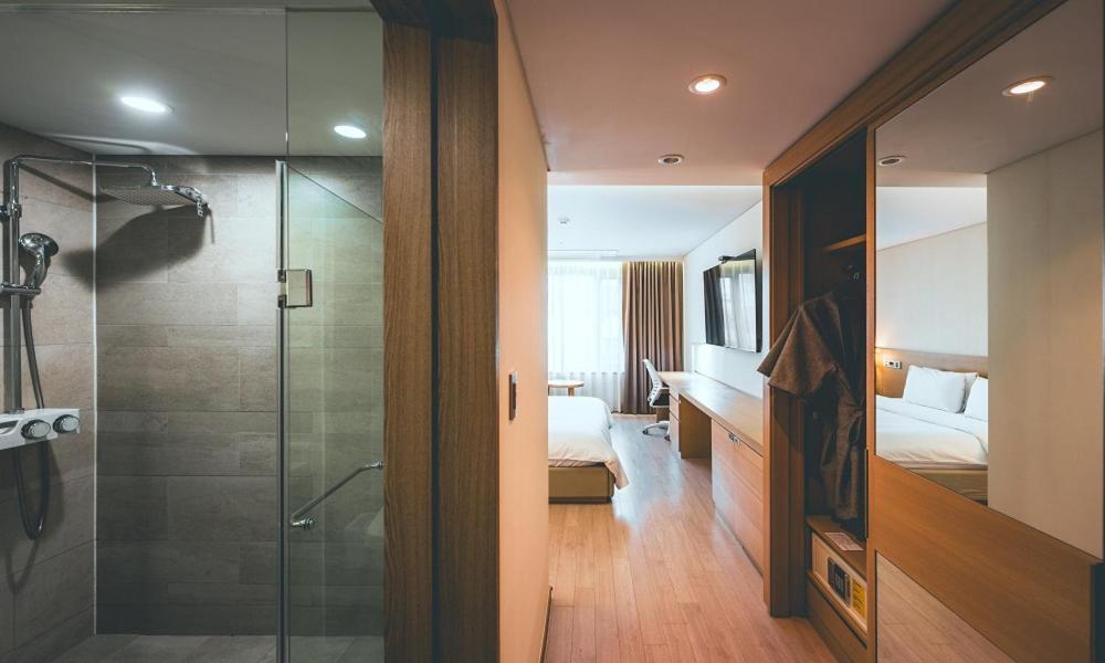 Wonju City Hotel Hyeoksin المظهر الخارجي الصورة