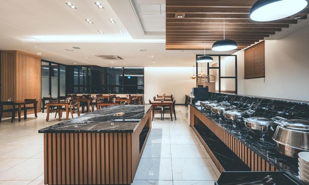 Wonju City Hotel Hyeoksin المظهر الخارجي الصورة